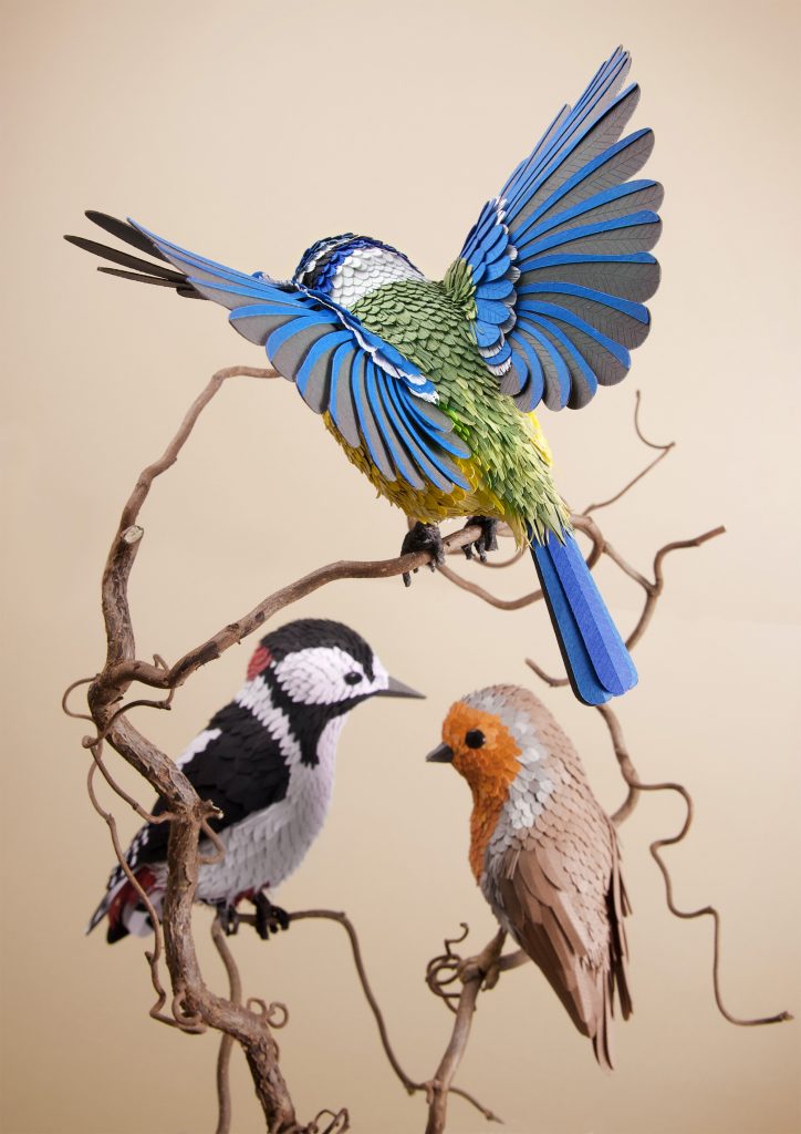 Using More Than 4,000 Pieces of Paper, Artist Lisa Lloyd Painstakingly Constructs Birds and Butterflies
